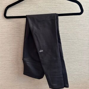 ALO Yoga Black Leggings